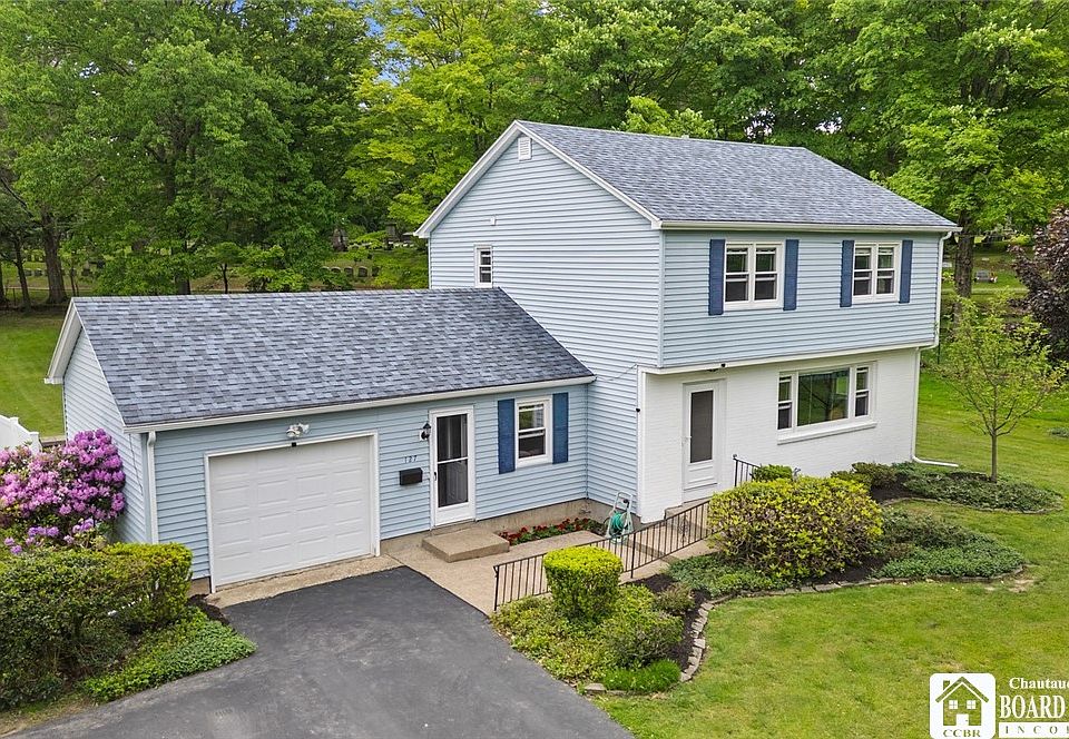 1st image of 127 Lambert Ave