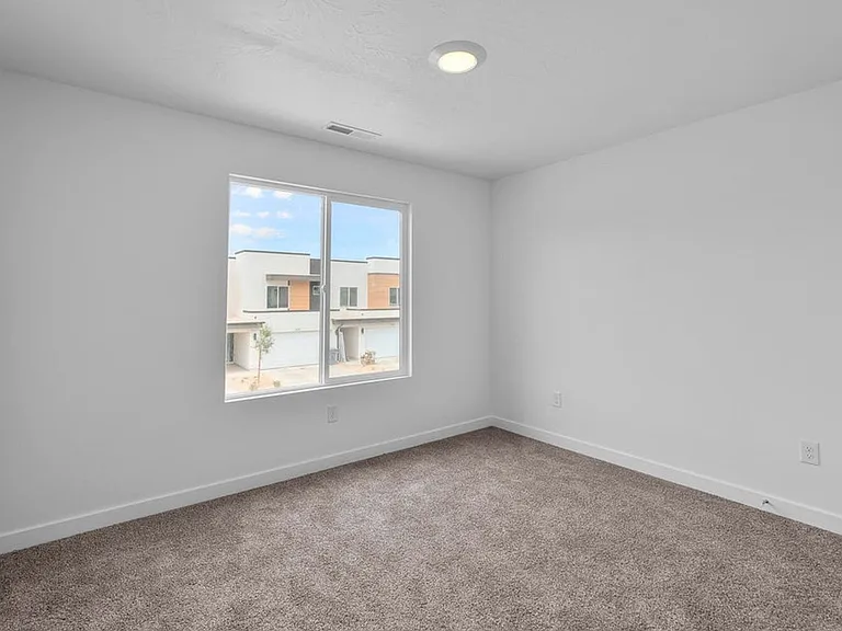2133 S Wolverine Way — Photo 16