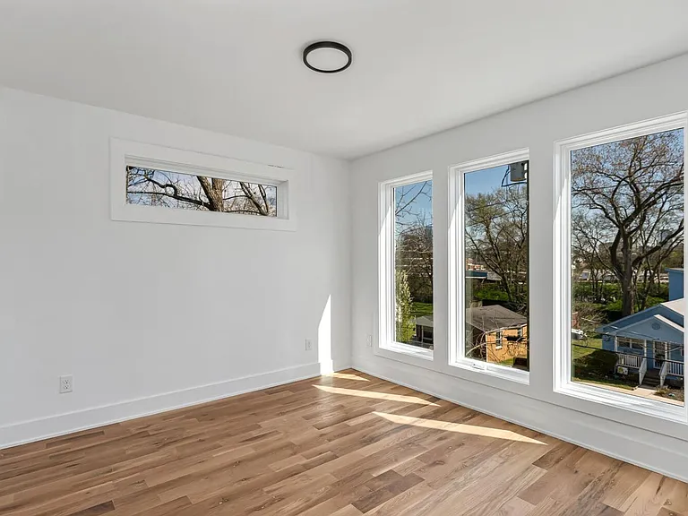 1934 Britt Pl — Photo 15