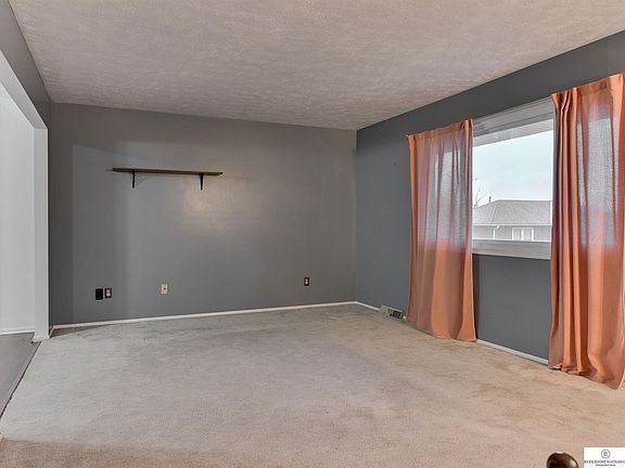 4th image of 3256 S 128th Cir