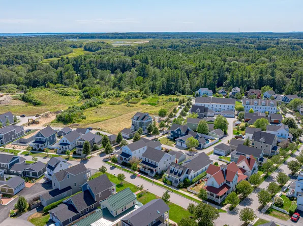 5 Traditional Street, Scarborough, ME 04074