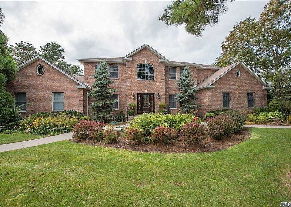1st image of 68 Suffolk Ln