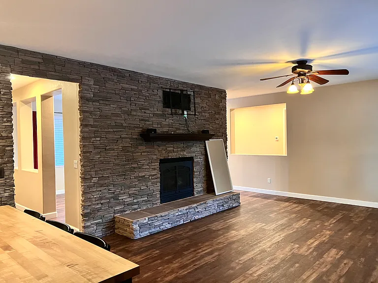 10231 Titanium St — Photo 12