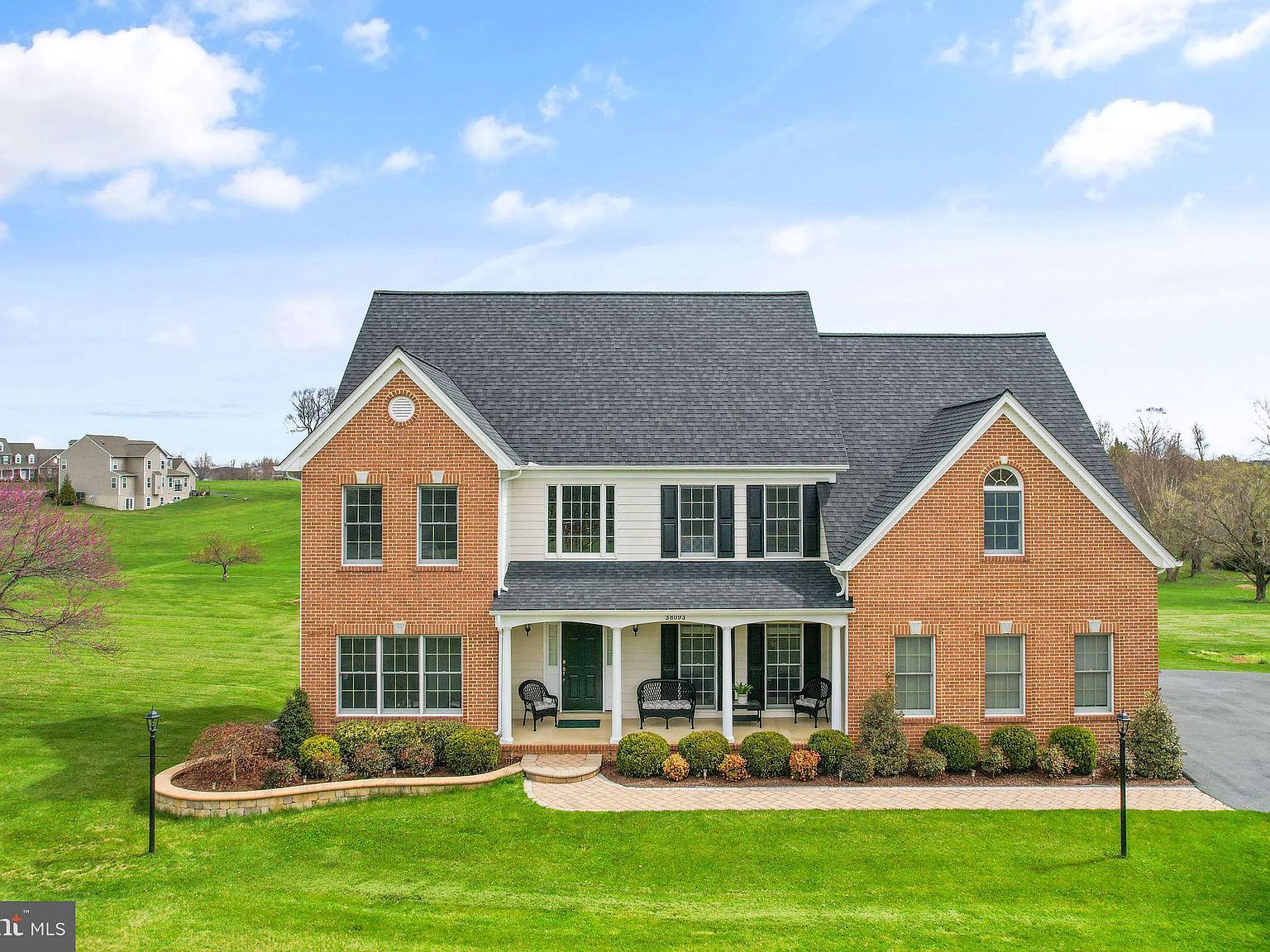 38093 Millstone Dr, Purcellville, VA 20132 Zillow