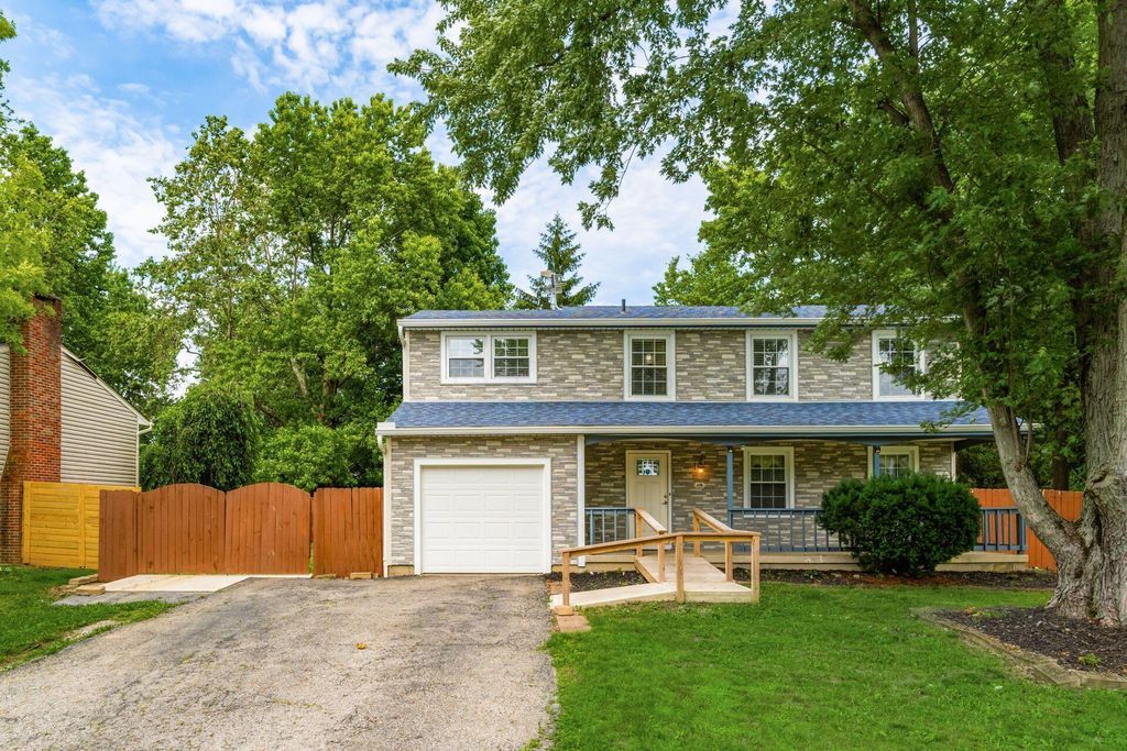 626 Pickerington Hills Dr, Pickerington, OH - View 3