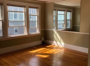 62 Overhill Rd FLOOR 2, Providence, RI 02906