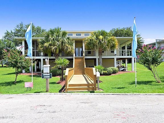 5th image of 3230 Cumberland Rd APT 107