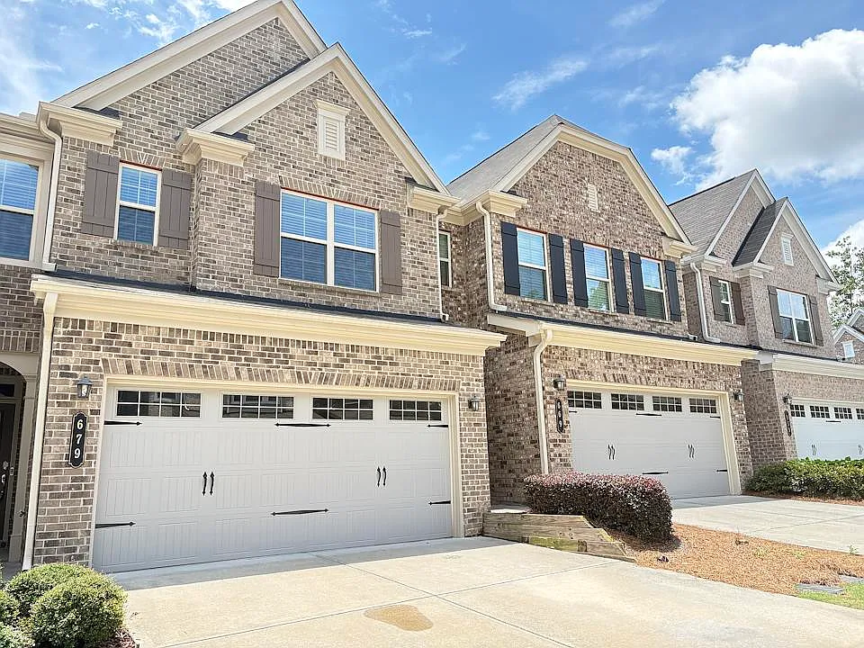 679 Lansing Grove Way — Photo 1