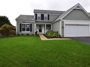 1151 N Harvard Cir, South Elgin, IL 60177