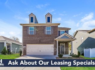 9019 Fenton Rd, Lebanon, TN 37087