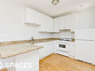 3943 1/2 N Janssen Ave APT 3W, Chicago, IL 60613