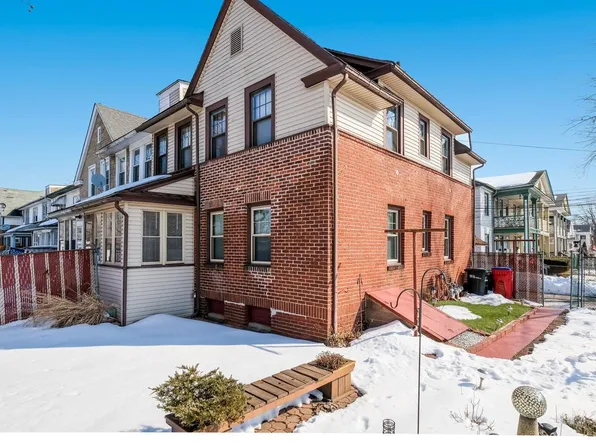 1902 Trenton Ave, Bristol, PA 19007