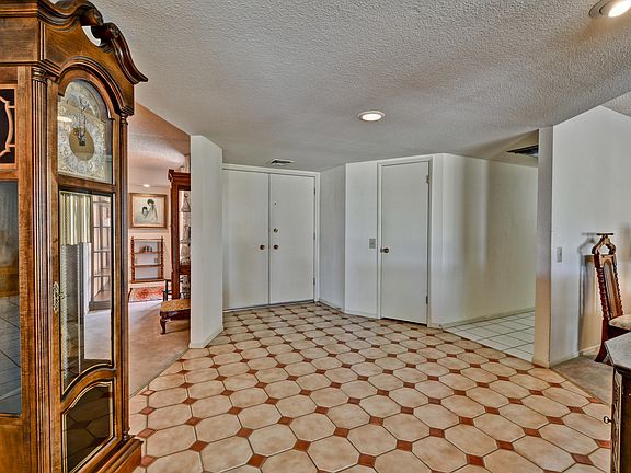 3rd image of 18202 N Conquistador Dr