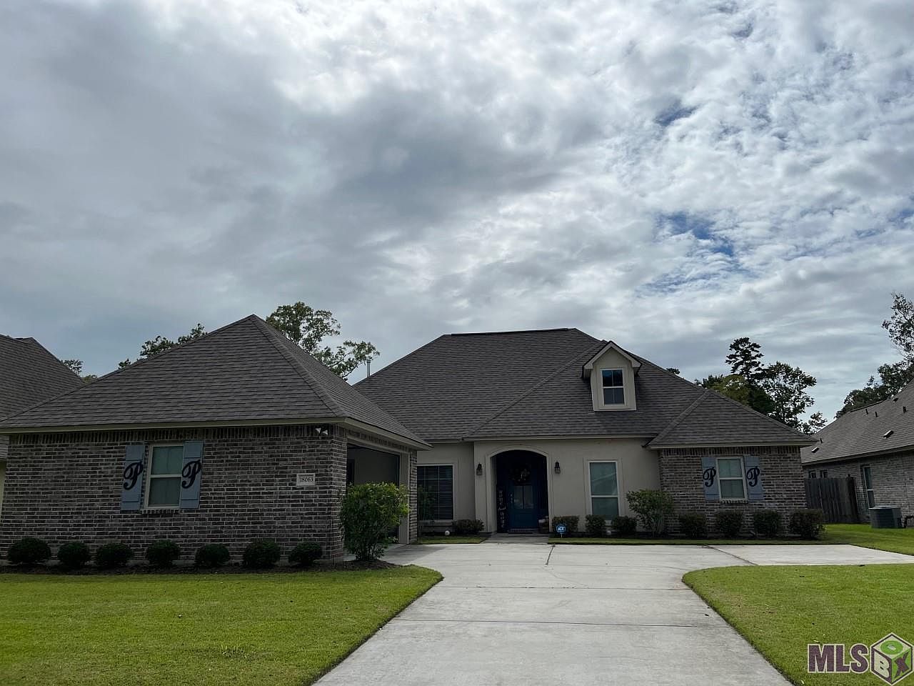 18063 River Landing Dr, Prairieville, LA 70769 | Zillow