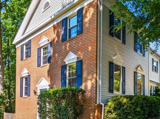 10851 Oak Green Ct, Burke, VA 22015