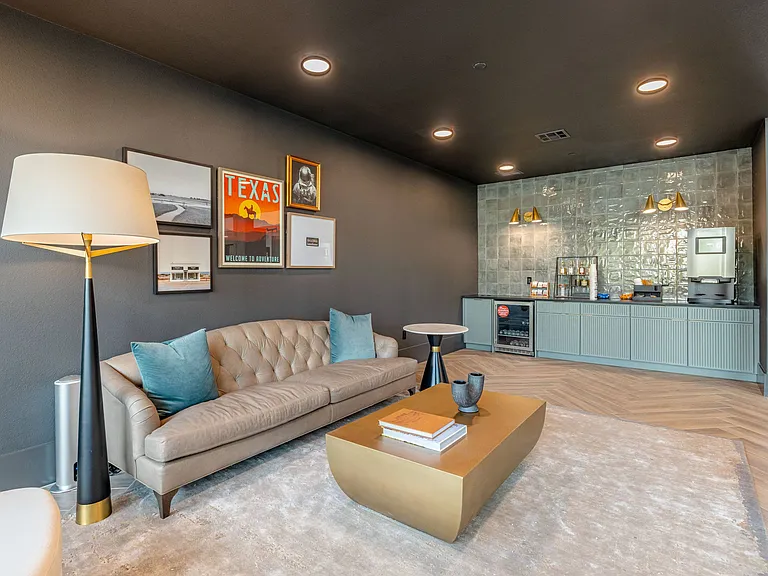 The Elson Longmont — Photo 12