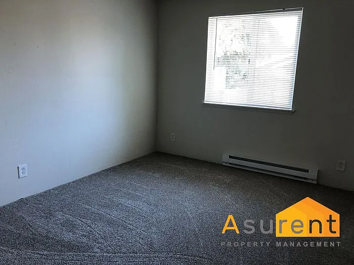 427 Plum St — Photo 10