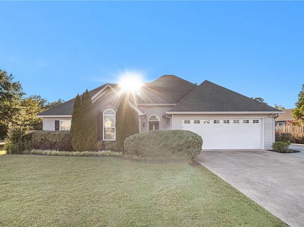 11 English Oaks Blvd NE, Rome, GA 30165