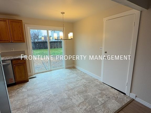 3rd image of 10320 W King Arthur Dr