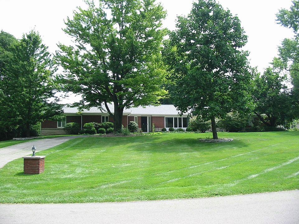 7711 Holliday Drive East