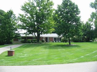 7711 Holliday Dr E, Indianapolis, IN 46260