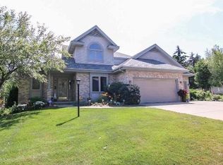 1 La Pointe Ter, Madison, WI 53719