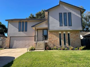 930 Grand Junction Dr, Katy, TX 77450