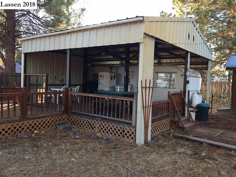 1st image of 688-010 Hickory Way