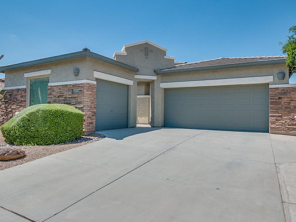 1st image of 848 E La Costa Pl
