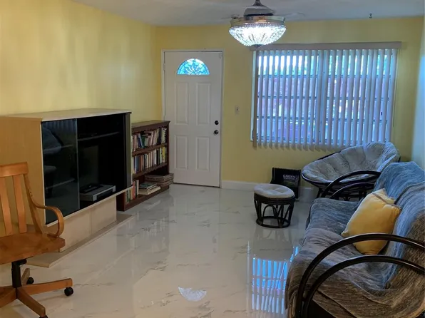 20310 NE 2nd Avenue #K21, Miami Gardens, FL 33179
