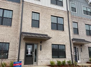 204 Blue Heron Dr, Perry, GA 31069