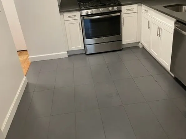 3333 Henry Hudson Pkwy image 1 of 5