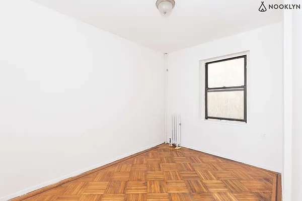 Rented by Nooklyn NYC LLC | media 77
