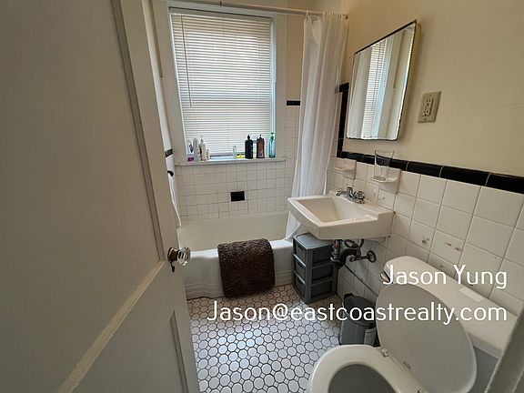 4th image of 23 Royce Rd #24-10