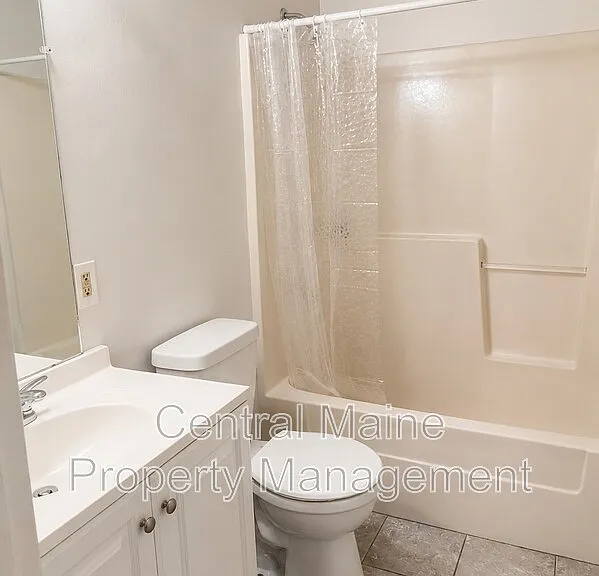 39 Northern Avenue Hts #2 — Photo 12