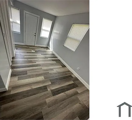 963 Saint Clair St — Photo 15