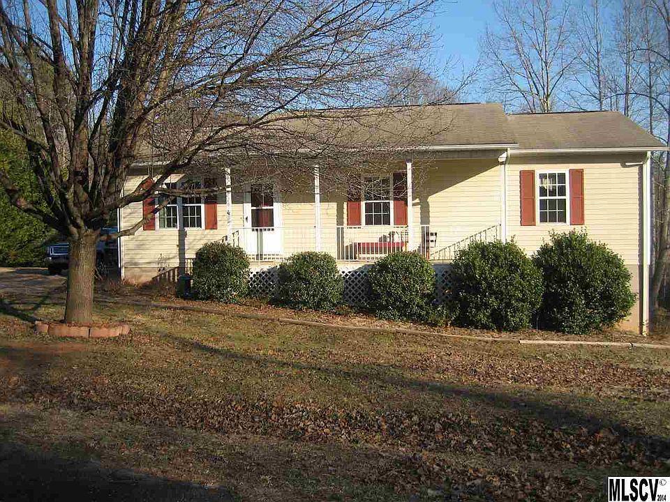 1st image of 3228 Smokey Ln