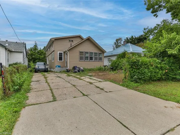 16 Nelson St, Norfolk County, ON N3Y 3E3