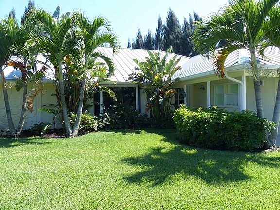 4th image of 23 Forest Park Dr