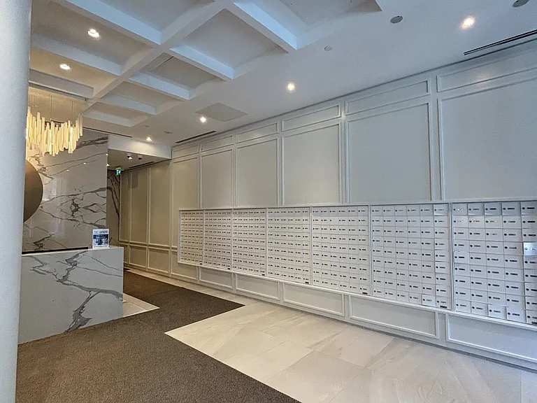 100 Queen St E #2108 — Photo 2