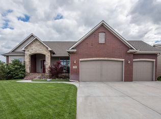 3806 N Lakecrest St, Wichita, KS 67205