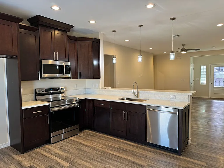 5079 S Jacaranda Pl — Photo 8