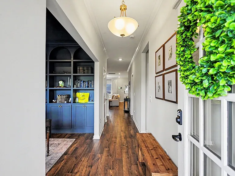 1088 Indigo Aly — Photo 4