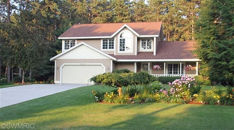 1st image of 12118 Sandy Woods Dr