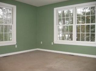 115 Spruce Rd, Wolfeboro, NH 03894