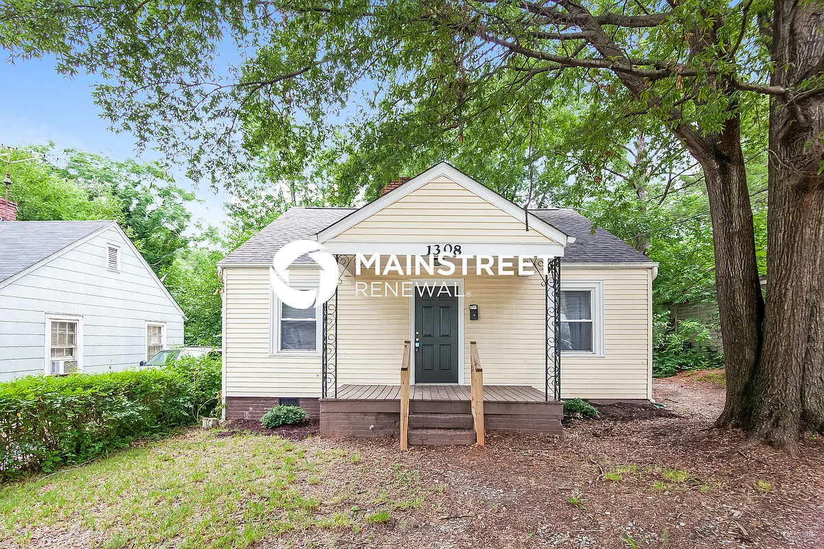 Front View - 1308 Camp Greene St