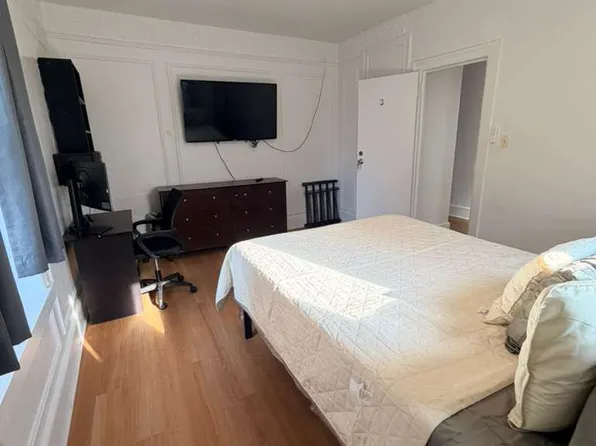 40 E 167th St, Bronx, NY 10452