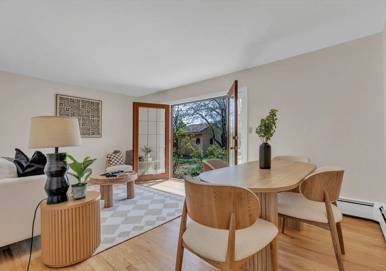1000 Off 1st Month Rent 3BD/2BA Home in Desirable South Boulder Neighborhood - Available NOW! — Photo 3