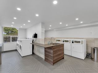 1005 Jervis Street, Vancouver, BC V6E 3T1