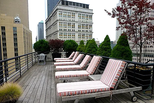 Sold by Corcoran | media 22